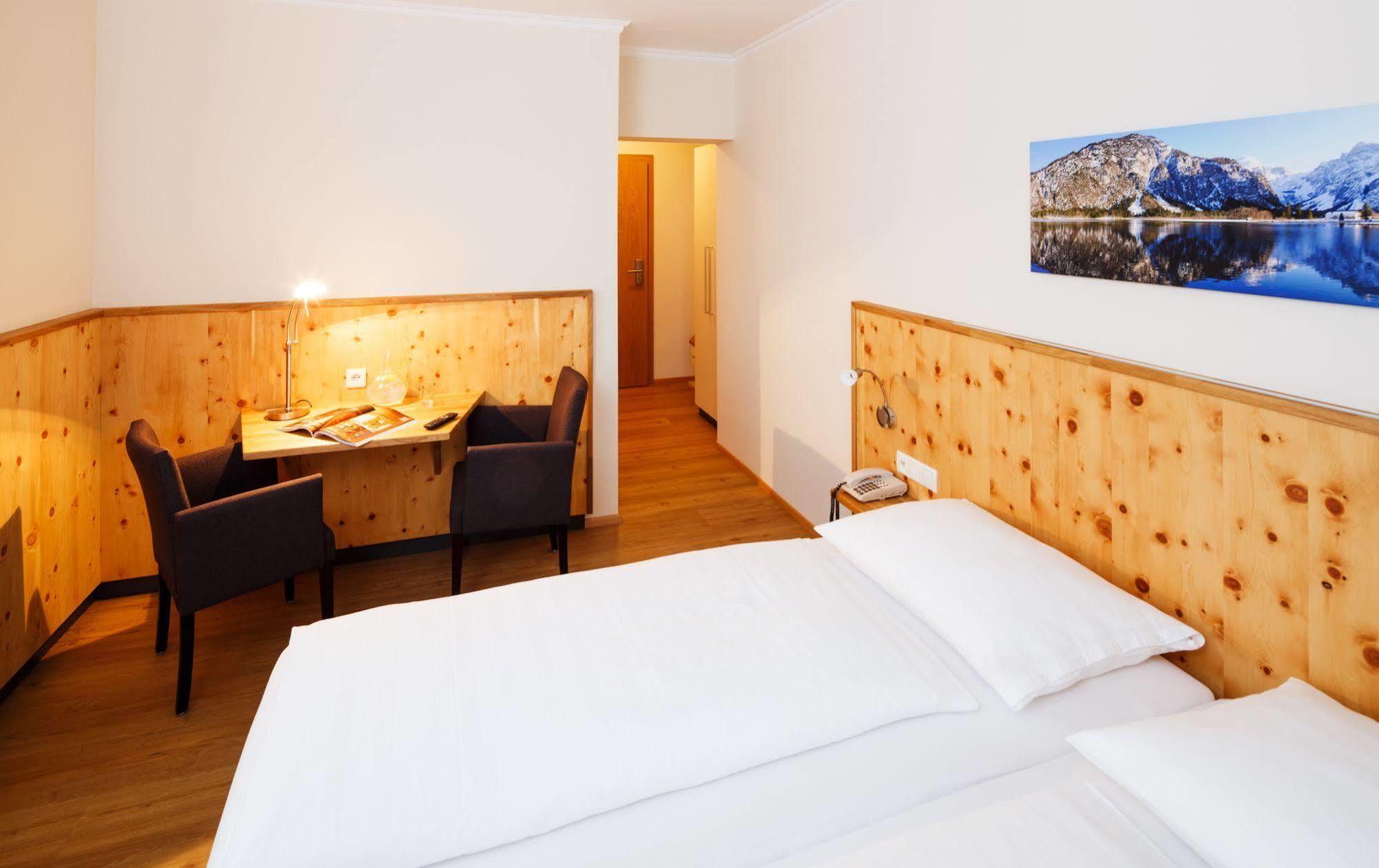 Pension Jageredt Nussbach Exterior foto