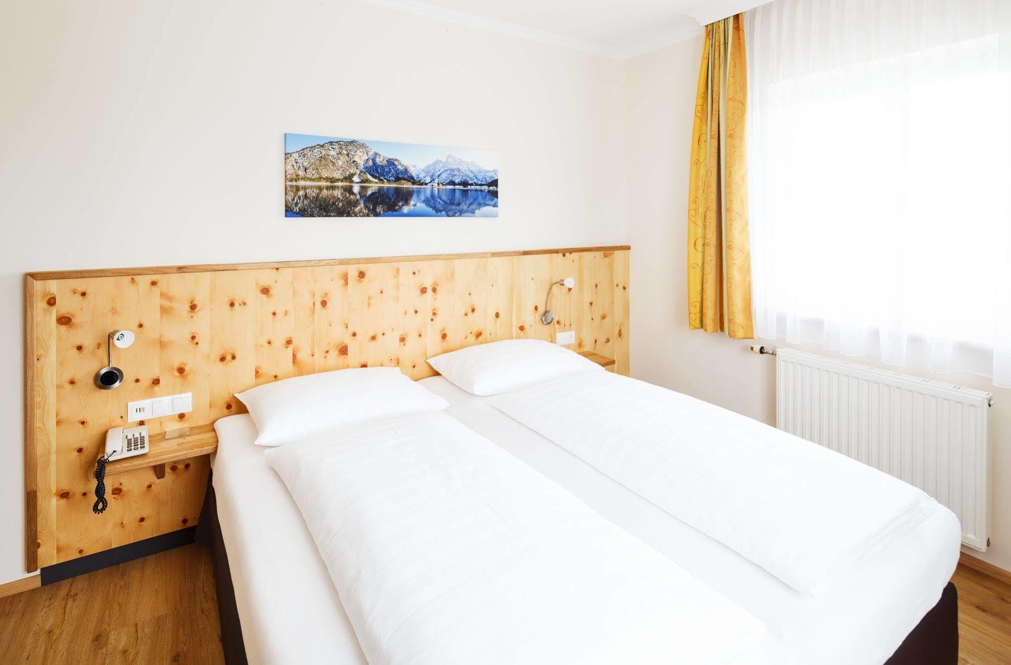 Pension Jageredt Nussbach Exterior foto